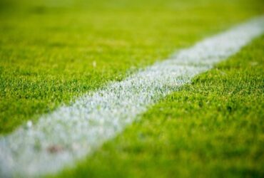 Cesped artificial de campo de futbol