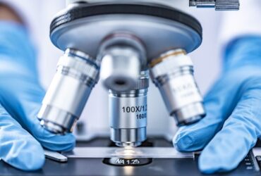 Microscopio de laboratorio