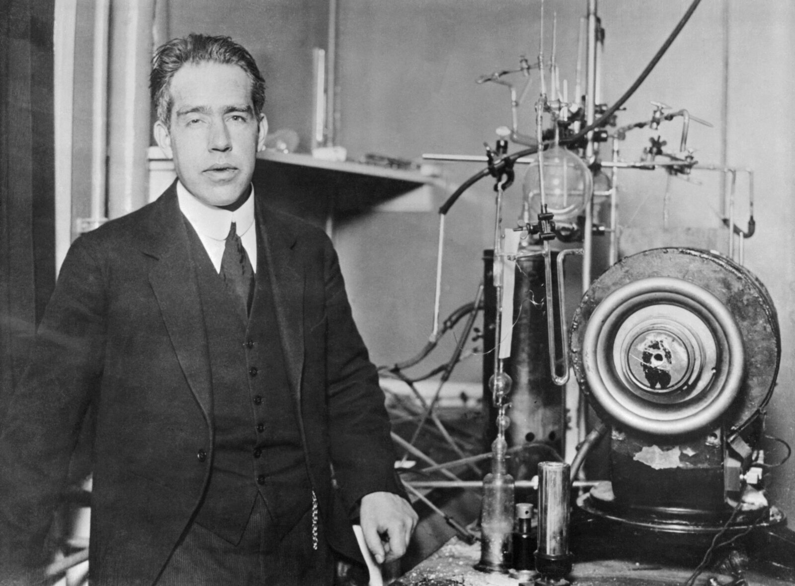 Descubrimiento del Átomo de Bohr
